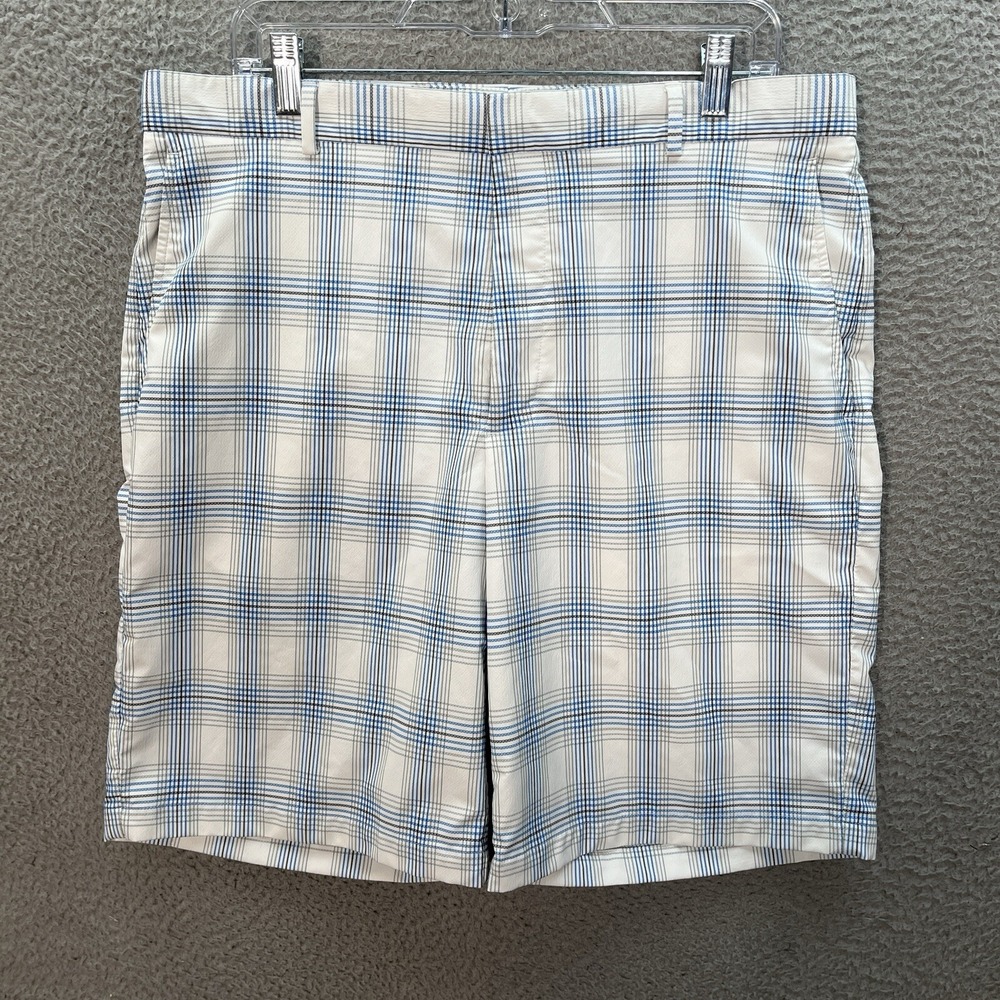Walter Hagen Golf Shorts Mens 38 White Blue Plaid Performance Stretch Preppy